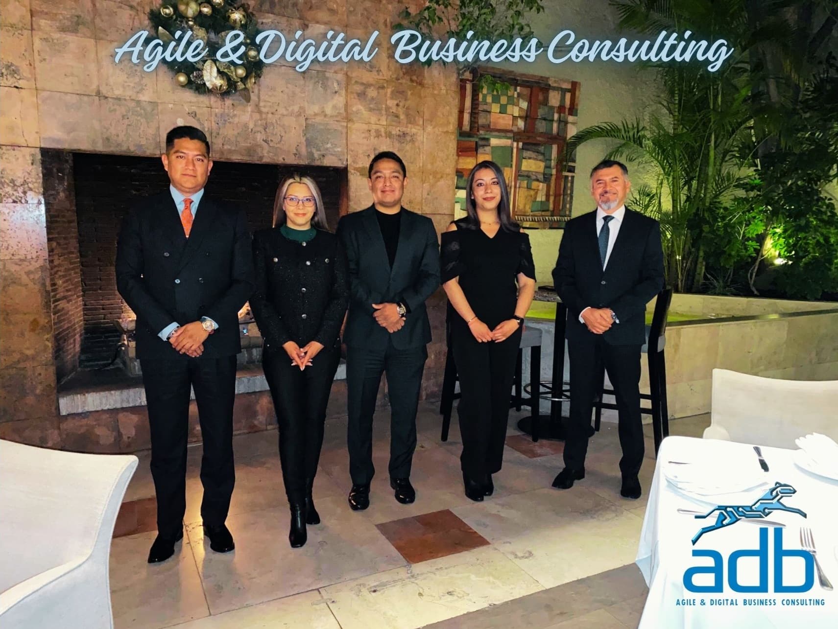 FOTO GRUPAL ADBCONSULTING – REDES SOCIALESv1 FOTO GRUPAL ADBCONSULTING - REDES SOCIALESv1